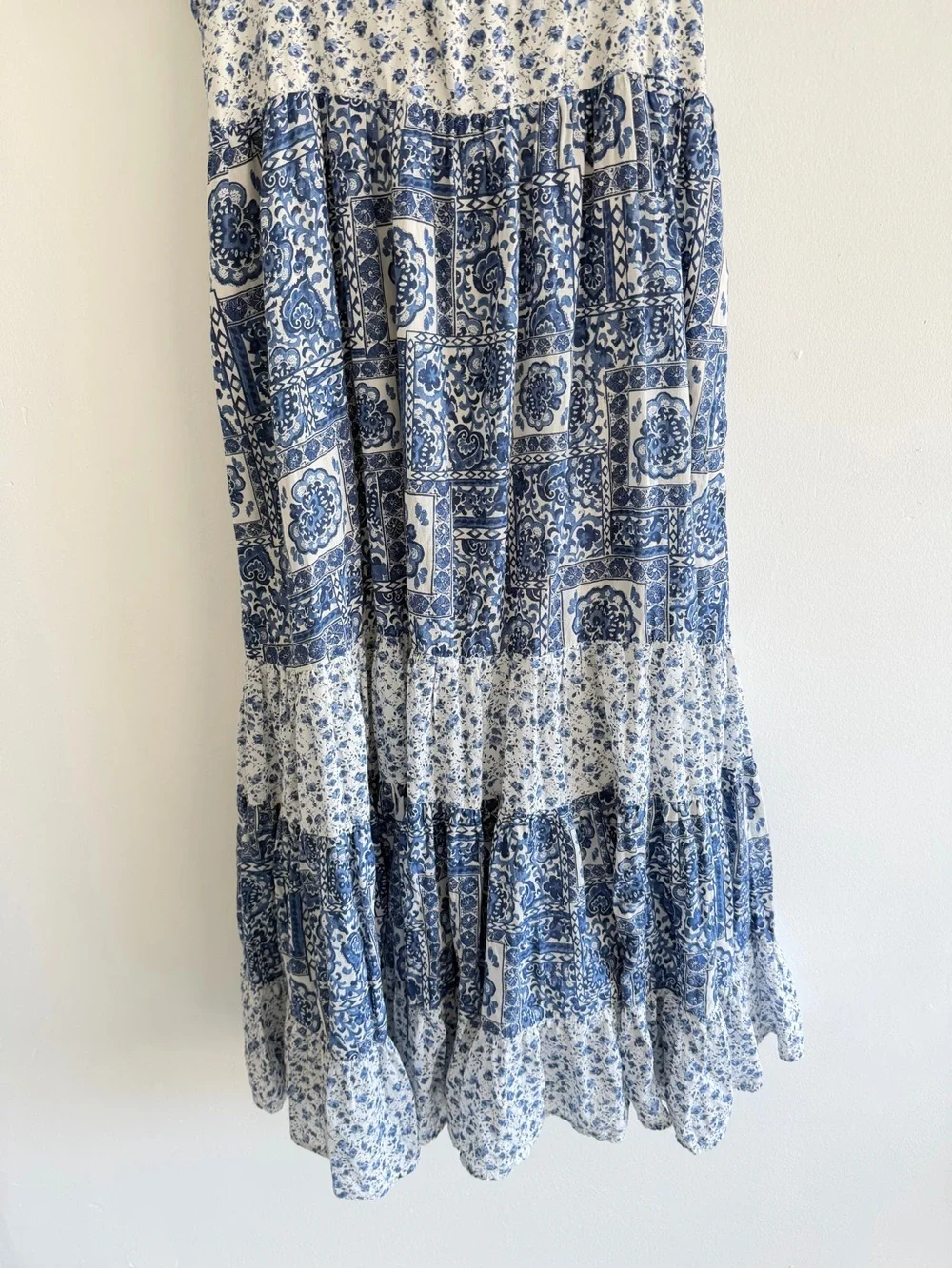 Abercrombie & Fitch White Blue Floral Twist-Front Tiered Maxi Dress 8815